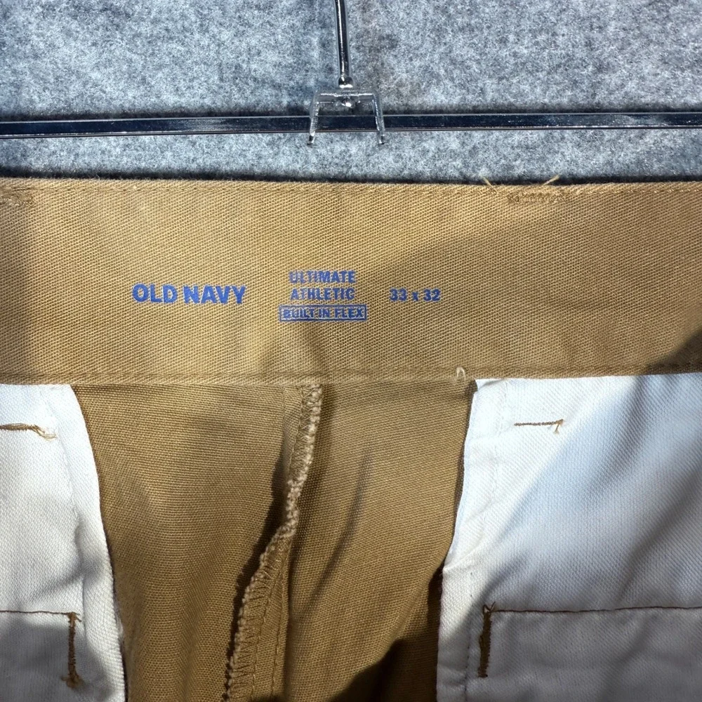 Old‎ Navy Mens Ultimate Athletic Built In Flex Khaki Chino Pants 33x32